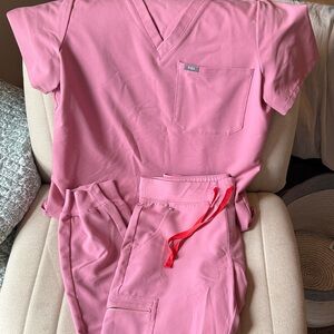 Figs Pink Scrub Set with Red Accent